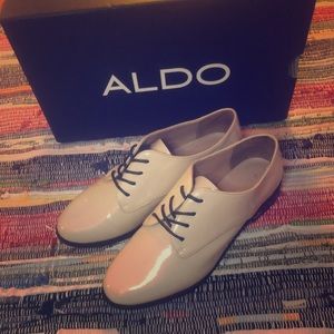 Closet CLEAROUT 6 HR Sale!!! ALDO oxfords like new
